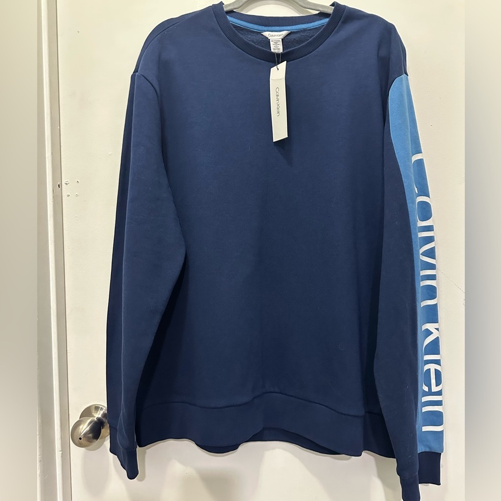 Calvin Klein Men’s Dark Blue Sweatshirt with Light Blue Logo Trim Sz XXL